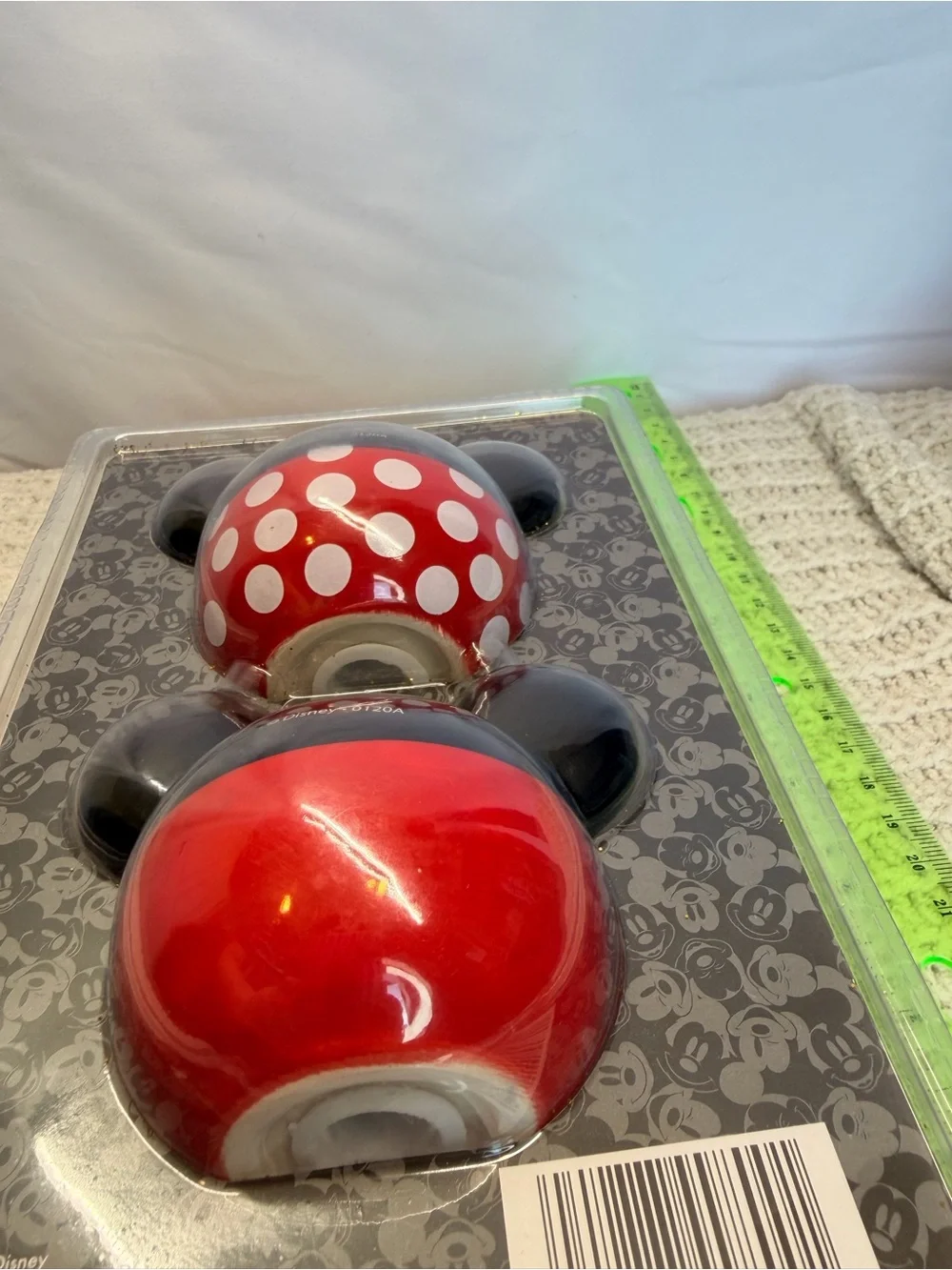 Disney Minnie & Mickey ceramic Salt and Pepper Shakers - Red, Black, White